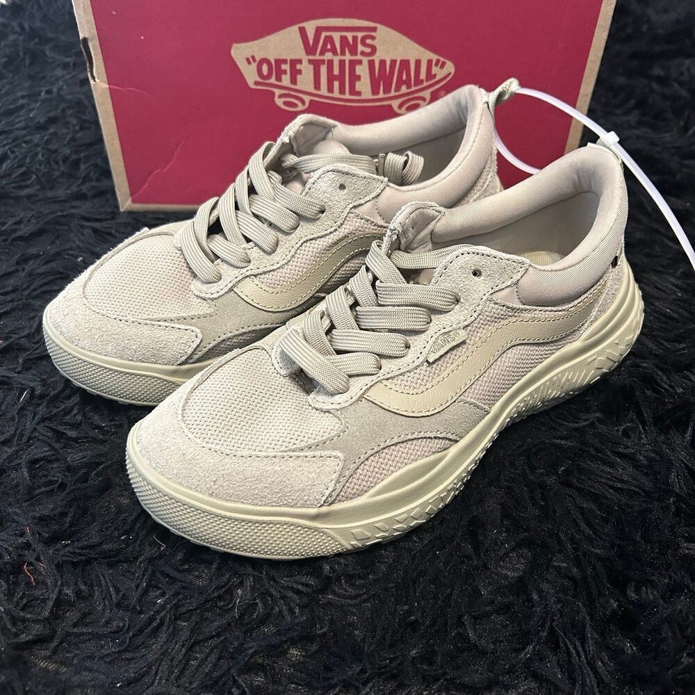 VANS Ultrarange Neo VR3 lace up shoes sneaker women’s 8 new